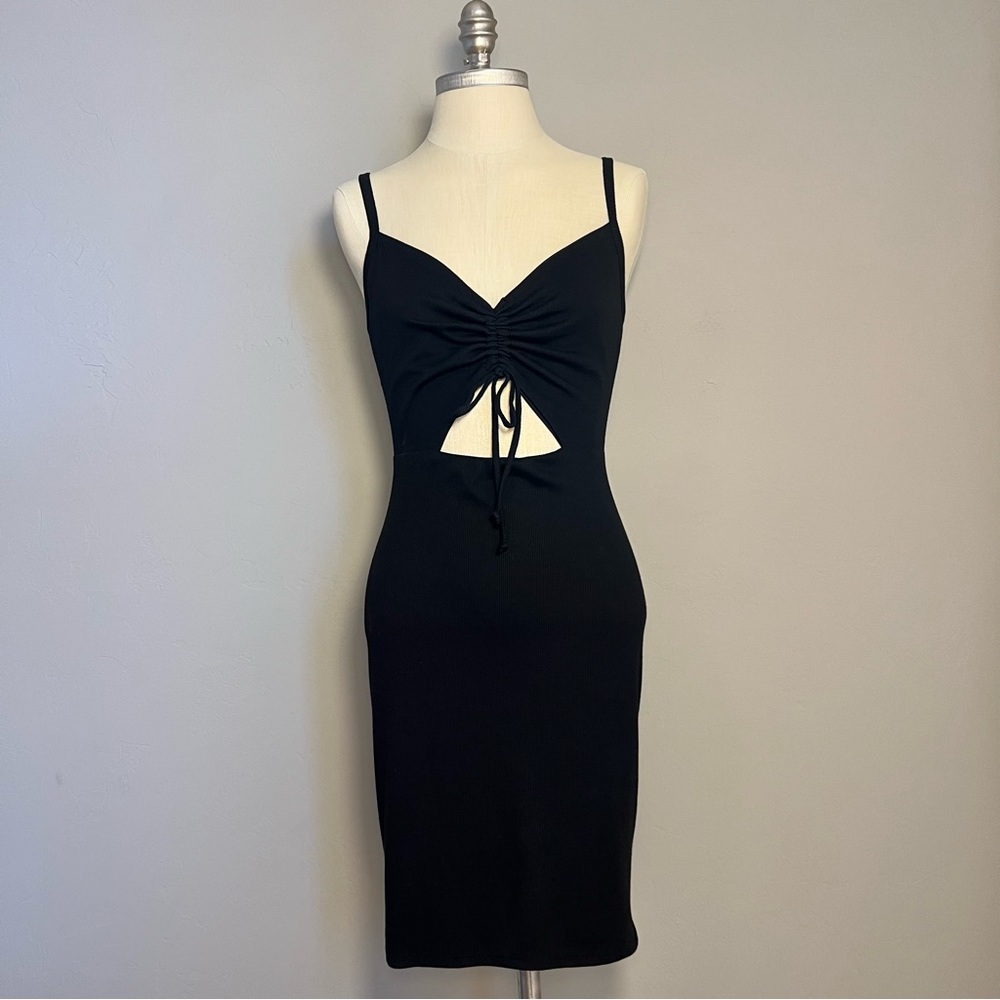 Saints 21 cutout black dress